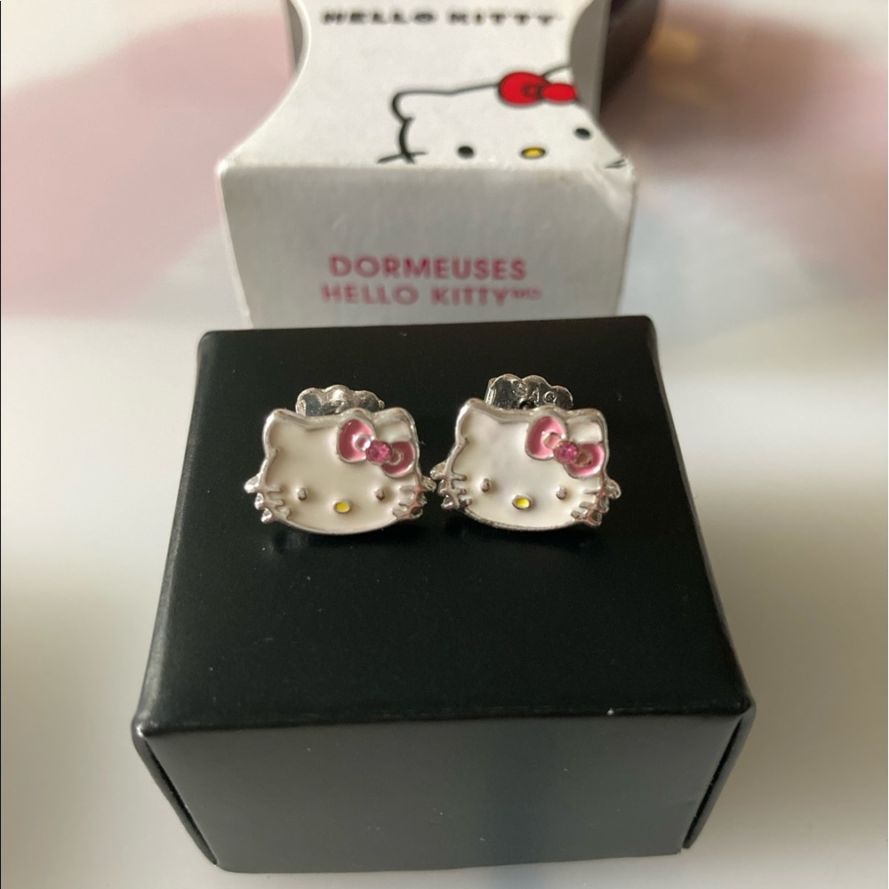 Hello Kitty Avon Earrings NWOT